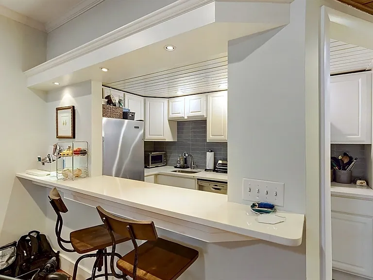 258 Marlborough St #GR — Photo 4