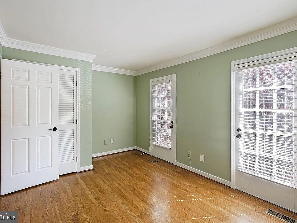 1st image of 1225 Michigan Ct