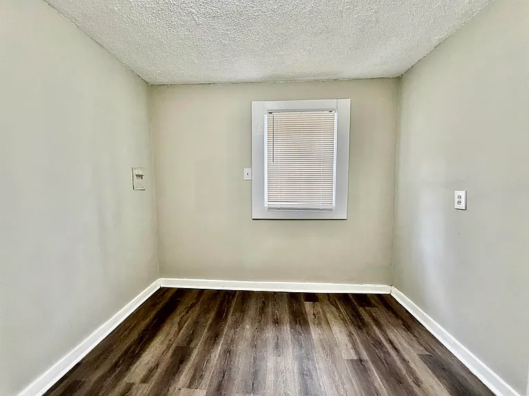 1448 Menager Rd — Photo 14