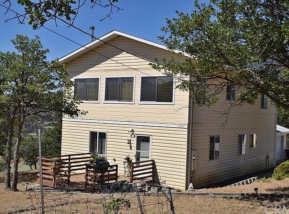 3rd image of 12437 Blue Heron Pl