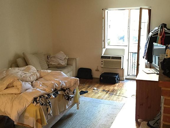2nd image of 53 Irving Pl APT 3K