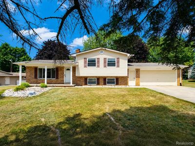 6534 Meadowwood Ln, Grand Blanc, MI, 48439