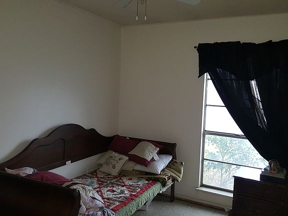 5th image of 1724 Buckley Ave