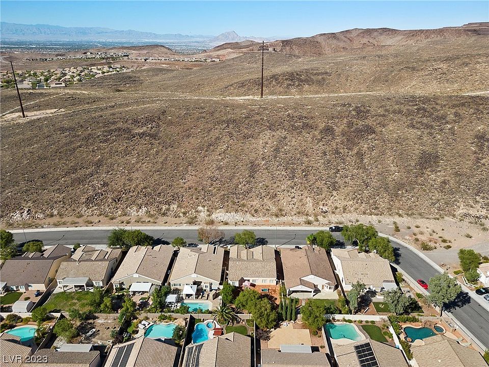 1st image of 2109 Arpeggio Ave
