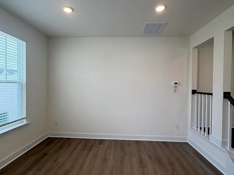 954 Kensley Grove Ln — Photo 7