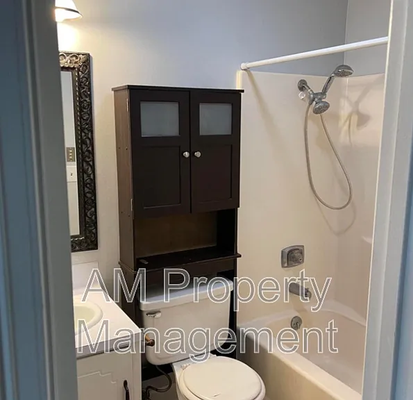 128 Longfellow Dr — Photo 9