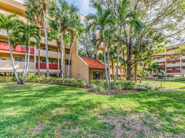 3062 EASTLAND BOULEVARD #302D, CLEARWATER, FL 33761