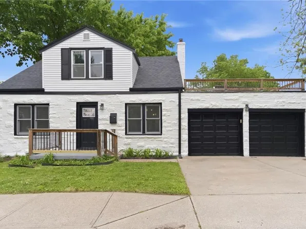 4016 W 47th Ter, Roeland Park, KS 66205