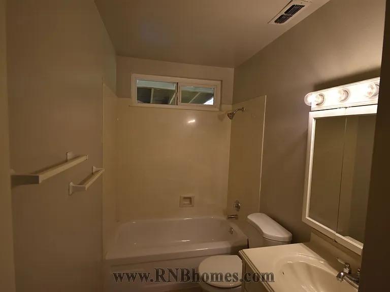 7335 Single Way — Photo 6