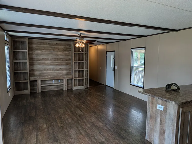 25374 Shoreline Rd — Photo 4