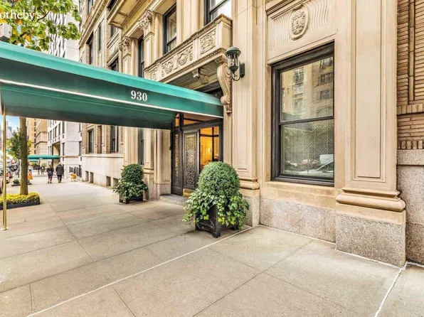930 Park Avenue 2N image 13 of 13