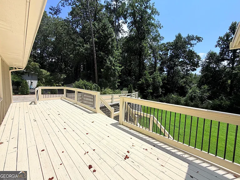 295 Redwood Dr SW — Photo 31