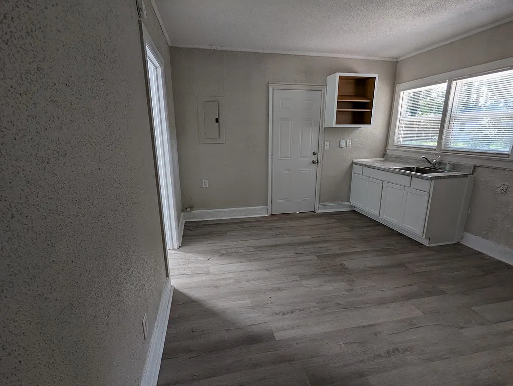 1 bed, 1.0 bath, 695 sqft, $575 — Photo 3