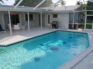 1040 Morse Blvd, Riviera Beach, FL 33404