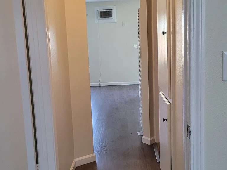 9501 State St #E — Photo 10