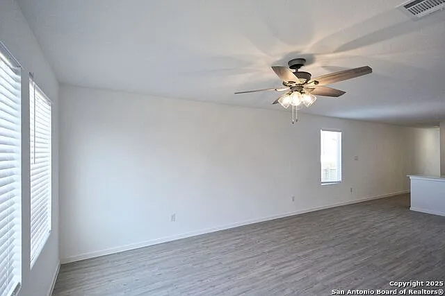 206 Charles Way — Photo 18