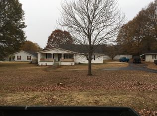 1104 Old Lee Hwy, Tuscumbia, AL 35674