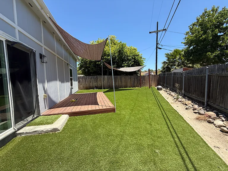 5827 Amaya Dr — Photo 20