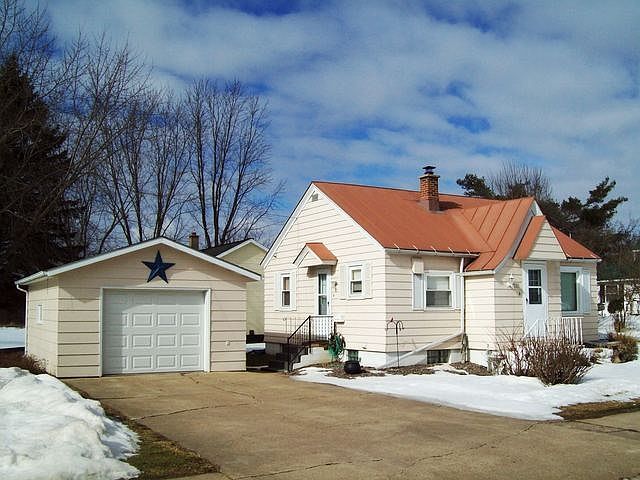 1st image of 101 N Hendren Ave