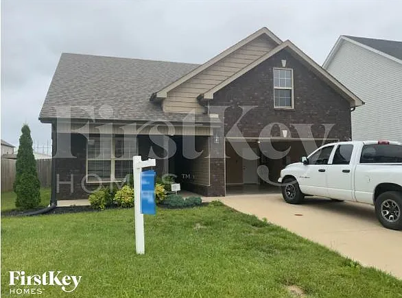 3 bed, 2.0 bath, 2080 sqft, $2,115 — Photo 1
