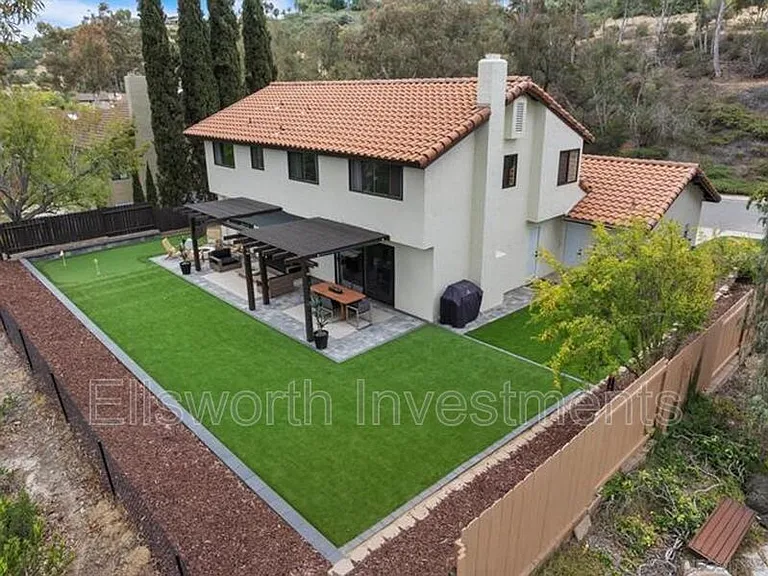 1225 Fallbrook Ct — Photo 18