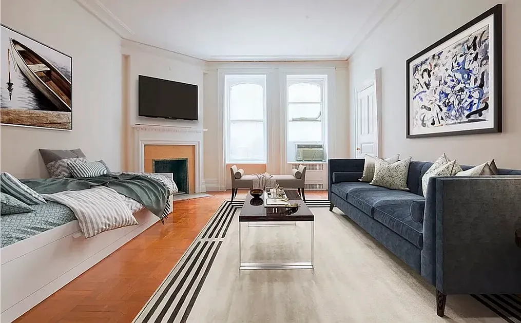 284 Fifth Avenue — Photo 1