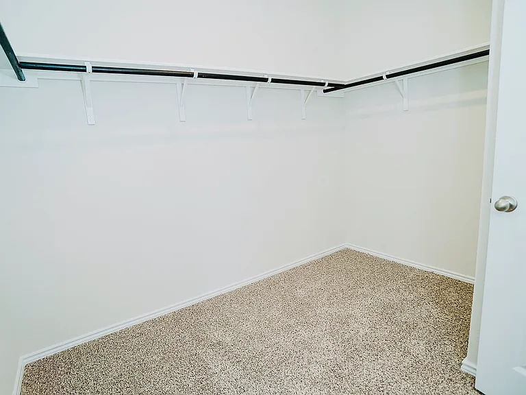 1548 Agave Cellar — Photo 18