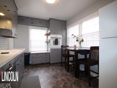 3327 S 44th St, Lincoln, NE, 68506