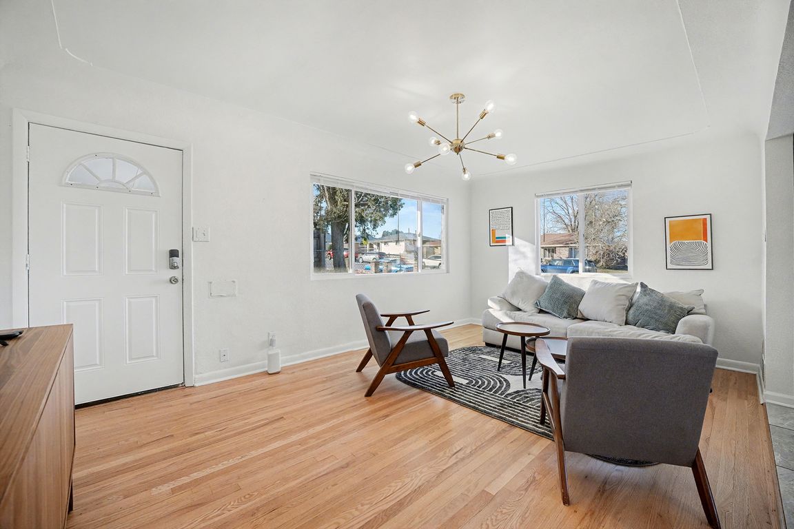 next background image