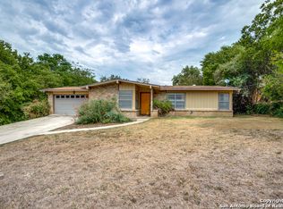 111 Atwater Dr, Castle Hills, TX 78213