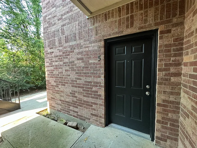315 Fry St #6 — Photo 3