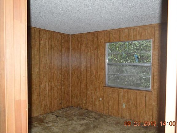4th image of 2505 89th Dr