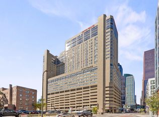 433 S 7th St APT 1821, Minneapolis, MN 55415