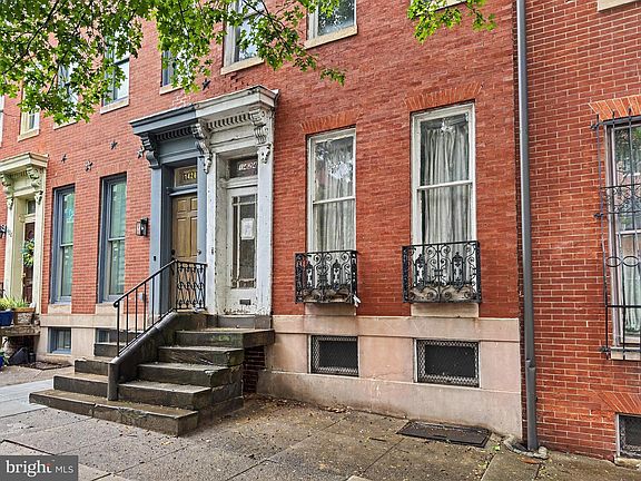 2nd image of 1424 Hollins St