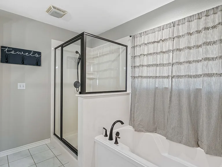 602 Windover Ln — Photo 8