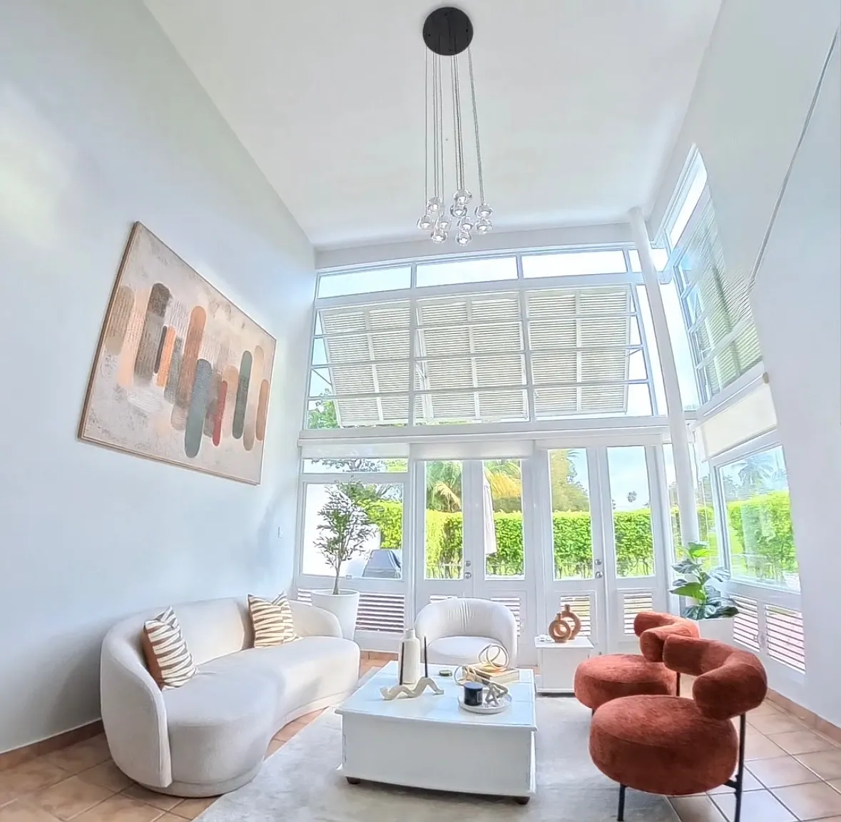 4 bed, 4.5 bath, 2900 sqft, $5,200 — Photo 1