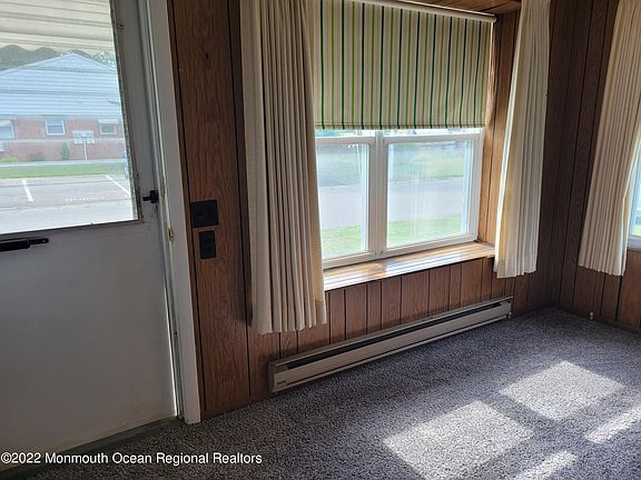 4th image of 138 Hudson Parkway #A