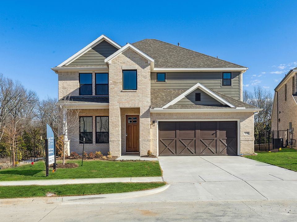1st image of 550 Torrey Pines Cir