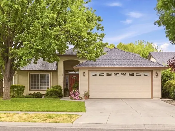 241 Windrose Ct, Chico, CA 95973