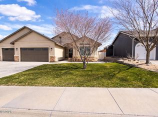 1037 Pepper Ln, Fernley, NV
