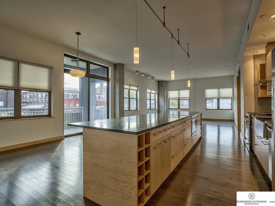 1st image of 1308 Jackson St Suite 310