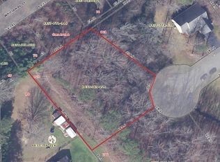 108 Charleston Way S, Greenwood, SC 29649