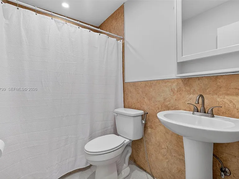 4530 SW 143rd Pl — Photo 34