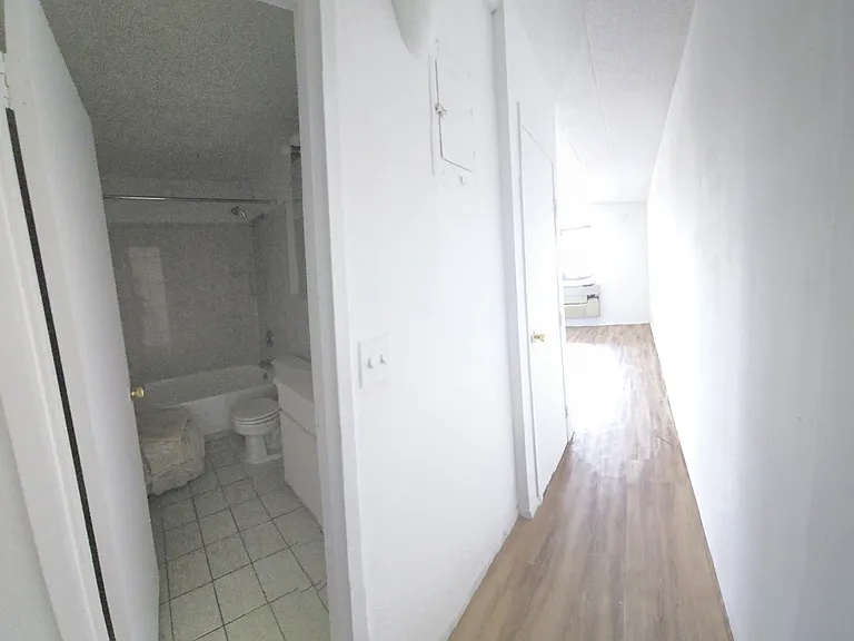 143-51 Roosevelt Ave #14C — Photo 8
