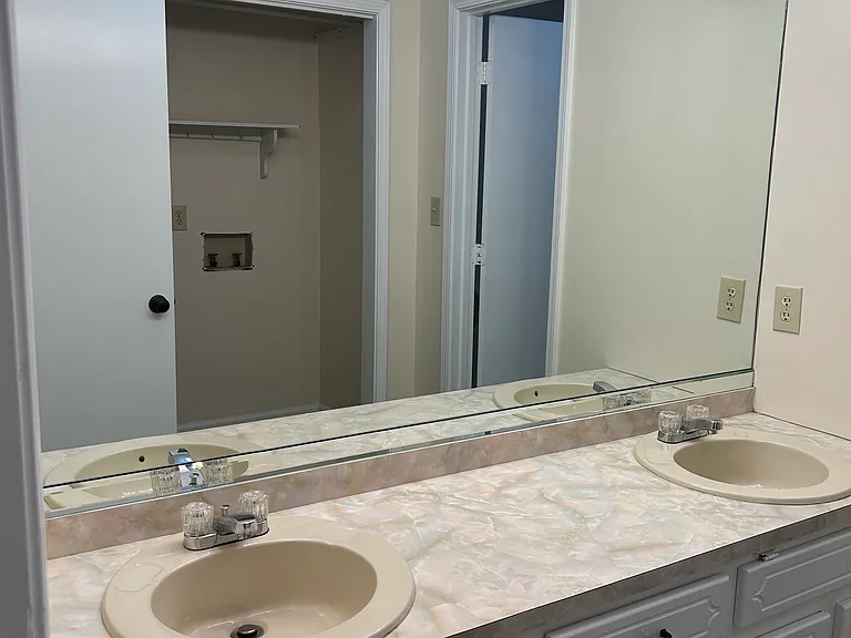 8866 Knox Bridge Hwy — Photo 17