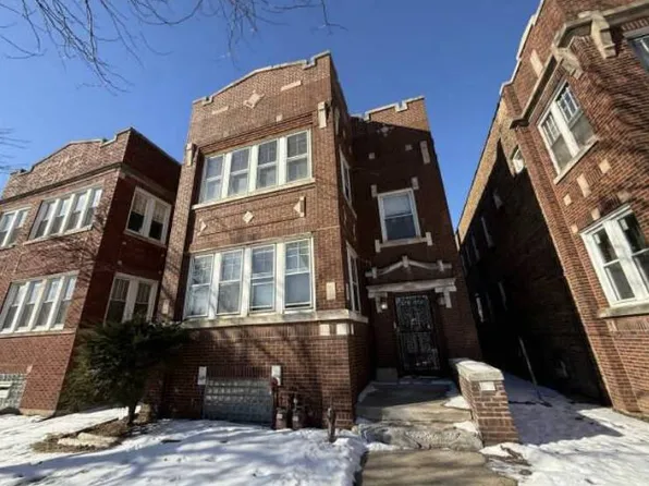 8008 S Loomis Blvd, Chicago, IL 60620