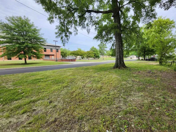 1301 Marie St NW, Cullman, AL 35055