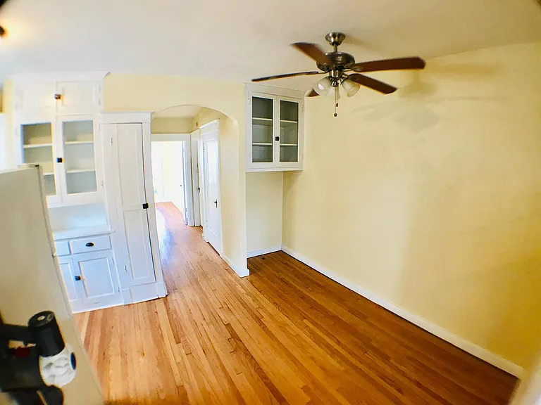 5043 Tholozan Ave #A — Photo 11