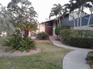 513 N River Oaks Dr, Indialantic, FL 32903