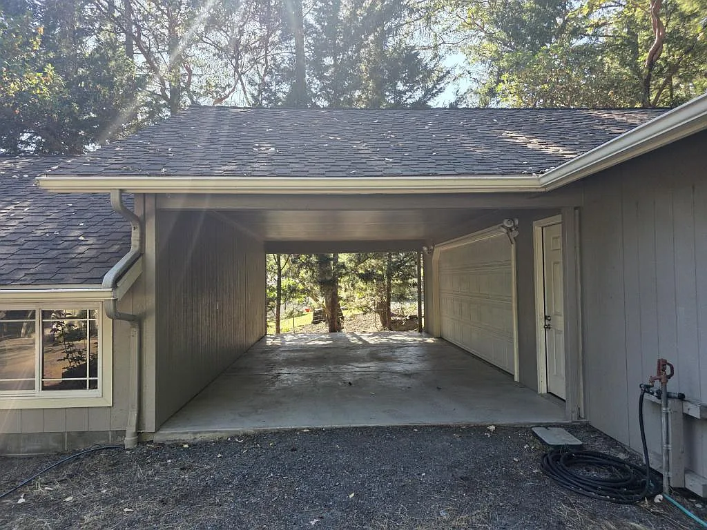 11020 N Applegate Rd — Photo 2